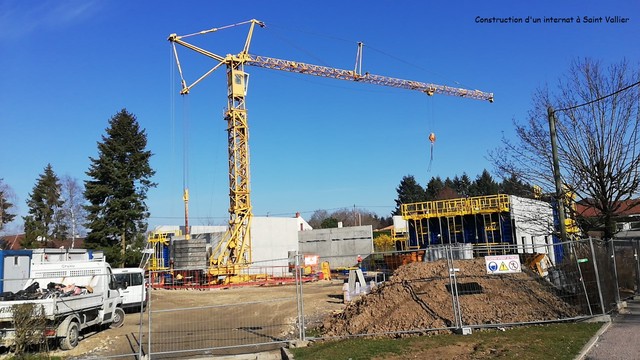 Construction d'un internat  Saint Vallier